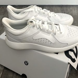 Lululemon StrongFeel training shoes - white- size 6.5